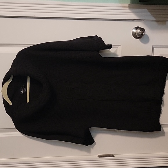 AB Studio Sweaters - AB studio cowlneck short sleeve sweater